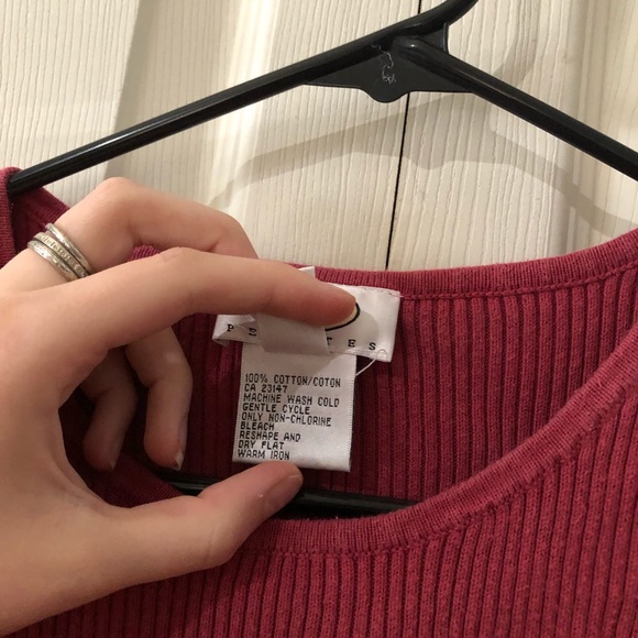 Basic Red Cotton Tee - Picture 3 of 4